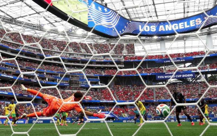 Fotbal – CM 2026: Selecționerul Canadei a declarat că părinții lui Eustaquio ar fi fost mândri de golul său
