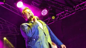 FITS 2026/Horia Brenciu a lansat în avanpremieră, la Sibiu, piesa ‘Când soarele răsare’ (GALERIE FOTO)