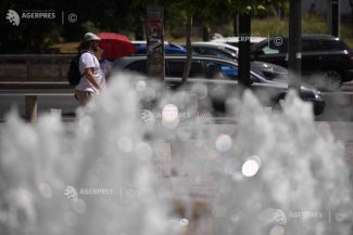 Vreme caniculă în București, în următoarele zile; de miercuri după-amiaza, apar aversele și descărcările electrice