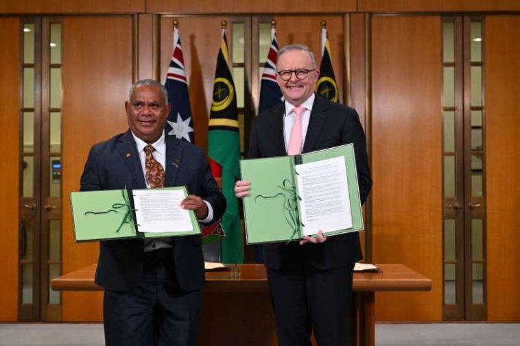 Australia și Vanuatu semnează un acord care exclude orice baze militare străine în arhipelag