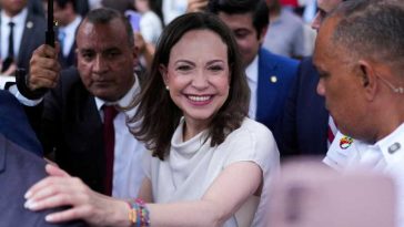Cutremure în Venezuela: Machado acuză puterea că i-a blocat întoarcerea