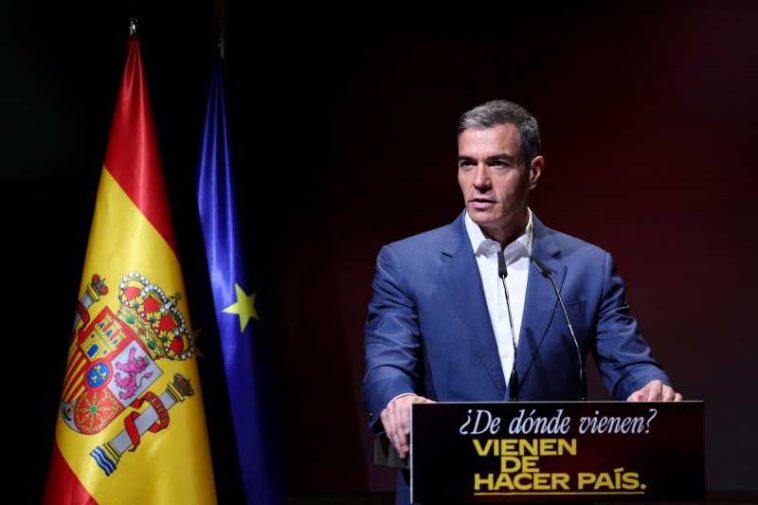 Peste un milion de cereri de legalizare a migranților fără acte în regulă în Spania (Pedro Sanchez)