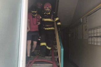 Alba: Zece locatari evacuați dintr-un bloc, în urma unui incendiu