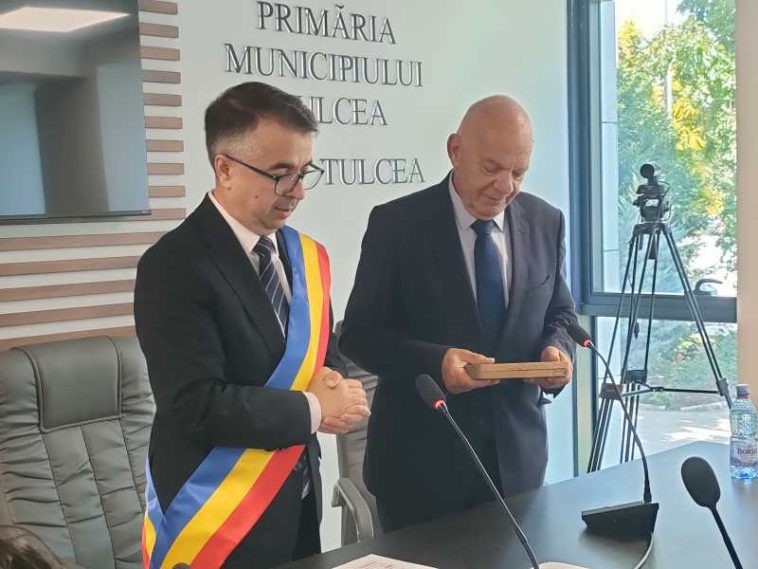 Tulcea: Ambasadorul Bulgariei în România, Radko Vlaykov, a primit Cheia orașului Tulcea