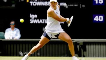Tenis: Iga Swiatek, calificare în turul al doilea la Wimbledon după un meci de trei seturi