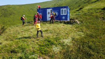 ‘Refugiile de Speranță’/ DSU: Un al doilea container – instalat în Munții Maramureșului, în apropierea Vârfului Pop Ivan