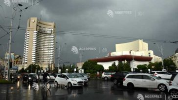 UPDATE Cod portocaliu de vijelie puternică în București, până la 21:15