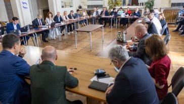ONB, TNB, CNDB, MNIR, între cele 12 instituţii de cultură incluse într-un program-pilot în care vor fi stabilite criterii obiective pentru acordarea premiilor de performanţă