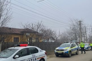 Anchetă într-o comună din Argeş, unde a fost găsit trupul unei femei / Cadavrul pare a fi fost mutat după ce femeia a murit