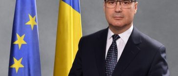 Rectorul SNSPA: Nu cred că un Guvern Veştea poate aduce liniştea şi echilibrul politic de care România are nevoie / Ar trebui să îşi depună mandatul / România are nevoie de o soluţie politică inteligentă, nu de o victorie de etapă a unei tabere
