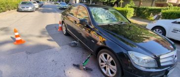 Accident rutier pe o stradă din Alba Iulia. Doi adolescenţi care circulau cu trotineta au fost loviţi de un autoturism
