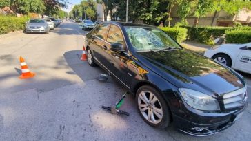 Accident rutier pe o stradă din Alba Iulia. Doi adolescenţi care circulau cu trotineta au fost loviţi de un autoturism