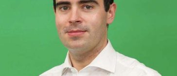 ADRIAN VEŞTEA, DESEMNAT PREMIER – Răzvan Prişcă: Sunt deputat PNL şi îl susţin pe Adrian Veştea. România nu îşi mai permite prelungirea crizei politice de dragul unor orgolii personale. România are nevoie de un guvern, nu mâine, ci acum