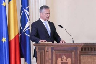 ADRIAN VEŞTEA, DESEMNAT PREMIER – Veştea: Ar fi normal ca PNL să fie în primul şi în primul rând alături de un coleg de-al lor care timp de 30 de ani a fost în PNL şi a ocupat diverse funcţii şi care de fiecare dată a câştigat uninominal poziţia