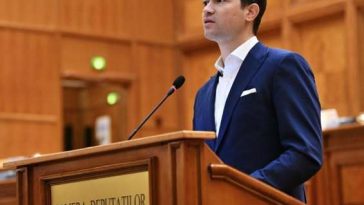 ADRIAN VEŞTEA, DESEMNAT PREMIER – Sighiartău: Preşedintele a renunţat la poziţia de mediator, a ales să devină actor politic într-o confruntare care urmăreşte fragmentarea PNL / Îndepărtarea lui Bolojan, parte a unei strategii asumate împreună cu PSD