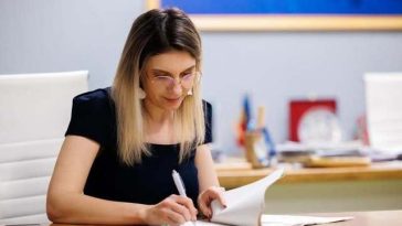 Diana Buzoianu: Au fost aprobate organigramele direcţiilor silvice regionale / Am făcut trecerea de 101 directori la 38 de directori
