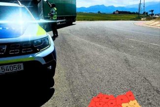 Restricţii de circulaţie pentru autovehiculele cu masa totală maximă autorizată mai mare de 7,5 tone, pe autostrăzi, drumuri expres şi drumuri naţionale din judeţele vizate de codul roşu meteo