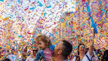 Primăria Capitalei anunţă surprize şi intrări gratis la obiective turistice, pentru copii, de 1 iunie: Plimbări cu autobuzele turistice, vizite la Arcul de Triumf, Grădina Zoologică şi Palatul Brâncovenesc