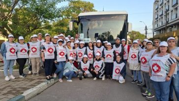 Proiectul legii salarizării unitare – Sindicaliştii SANITAS protestează la Bucureşti / Din toate colţurile ţării anunţă că se întreaptă către Capitală – FOTO