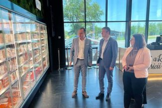Ministrul interimar al Economiei: Dezvoltarea regiunii Moldovei nu este doar o temă regională, ci una strategică pentru întreaga Românie / Avem nevoie de conexiuni mai bune şi mai rapide între regiuni