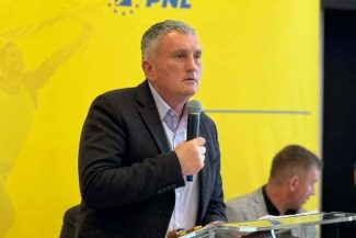 Liderul PNL Vâlcea, Cristian Buican, cere Congres extraordinar: Orice membru PNL care acceptă o funcţie ministerială, fără acordul conducerii, să fie exclus / Ce a făcut Veştea, încă un cui bătut în sicriul partidului – surse