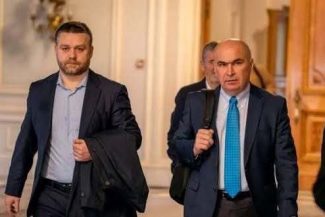 ADRIAN VEŞTEA, DESEMNAT PREMIER – Ciprian Ciucu, mesaj către colegii de partid: Preşedintele joacă la rupere. La ruperea PNL / Nu vă lăsaţi iarăşi prostiţi / Acest partid a început cu figuri istorice marcante şi nu trebuie să se termine cu noi
