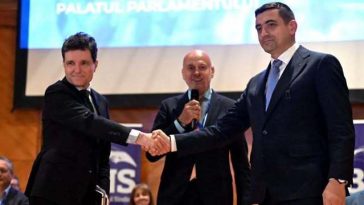 Vicepreşedinte PNL: Nicuşor Dan, primul preşedinte care va aduce extremismul la guvernare / După ani în care clasa politică a avertizat asupra pericolului extremismului, asistăm acum la un moment în care AUR este scos din izolare de preşedintele României
