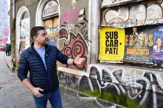 Regulamentul prin care vor fi curăţate faţadele clădirilor afectate de graffiti şi afişaj neautorizat din Zonele Construite Protejate ale Capitalei, aprobat / Sunt 98 de astfel de zone / Proprietarii imobilelor pot alege dintre două variante