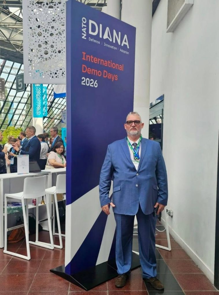 Adrian-Victor Vevera directorul ICI Bucuresti la NATO DIANA International Demo Days 2026 Paris iunie stand Romania Eurosatory