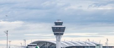Aeroportul din München şi-a suspendat operaţiunile de zbor din cauza unui miros intens de fum în turnul de control