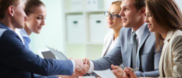 Sondaj eJobs – Peste 40% dintre angajatori şi-au păstrat planurile de recrutare făcute la începutul anului. Cei mai mulţi deschid poziţii noi doar în scop de înlocuire sau pentru departamentul de vânzări