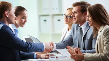 Sondaj eJobs – Peste 40% dintre angajatori şi-au păstrat planurile de recrutare făcute la începutul anului. Cei mai mulţi deschid poziţii noi doar în scop de înlocuire sau pentru departamentul de vânzări