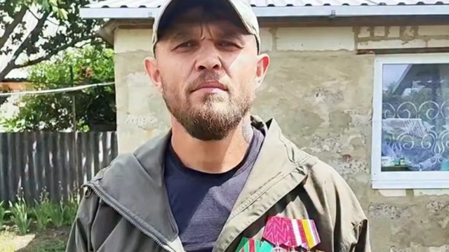 Un militar rus, Aleksandr Lunin, îl ameninţă pe Putin cu o insurecţie militară, dacă nu-l primeşte la Kremlin pentru a vorbi despre abuzuri din armată, la trei ani de la insurecţia abandonată a lui Prigojin