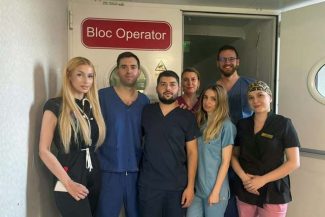 Familia unui pacient aflat în moarte cerebrală la Oradea a donat organele acestuia. Ficatul, rinichii şi corneea au fost transplantate în cadrul unor intervenţii desfăşurate în spitale din Capitală