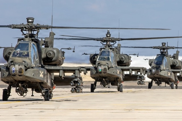 Un elicopter american de tip Apache, prăbuşit în apropiere de Strâmtoarea Ormuz. Cei doi piloţi ”sunt bine”, ”nimeni nu a fost rănit”, anunţă Trump