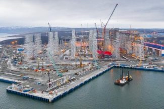 Un petrolier GNL trecut sub pavilion rusesc începe operaţiunile la proiectul Arctic LNG 2, aflat sub sancţiuni americane