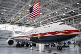 „Casa Albă zburătoare”: Trump a primit noul avion Air Force One donat de Qatar