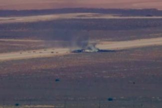 Un bombardier B-52 Stratofortress aparţinând Forţelor Aeriene americane se prăbuşeşte după decolare în California, în Deşertul Mojave