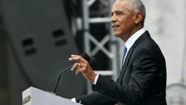 Obama, înconjurat de trei foşti preşedinţi, îşi inaugurează muzeul la Chicago