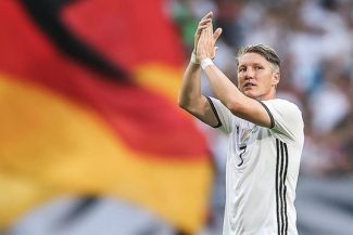 Schweinsteiger respinge acuzaţiile de rasism / Postul ARD îl apără pe fostul fotbalist
