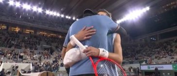 Roland-Garros: Trădat de corpul său, Berrettini l-a lăsat pe Arnaldi să avanseze în semifinale