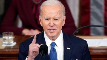 Biden îl numeşte pe Trump „un ratat”, prezentându-l ca incompetent, corupt şi plin de sine. Critică relaţia sa cu Putin şi îl învinovăţeşte de distrugerea deliberată a NATO: „Ne-a diminuat prestigiul pe plan mondial mai mult decât orice alt preşedinte”