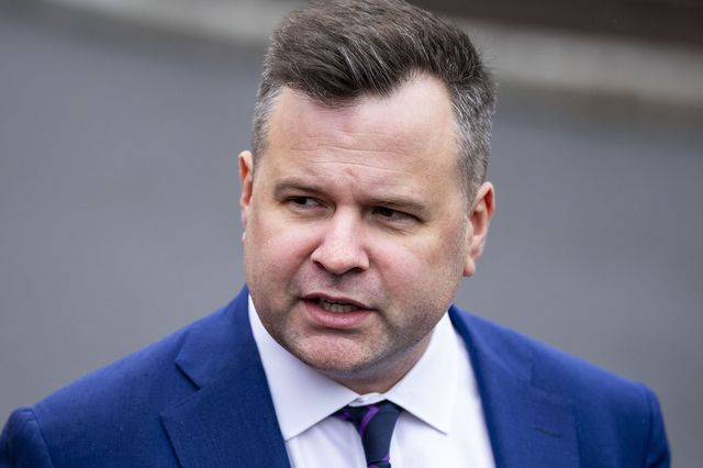 Trump vrea ca noul şef al serviciilor secrete americane Bill Pulte, „mai puţin constrâns”, să facă mai multe concedieri. Poreclit „Micul Trump”, acesta nu are deloc experienţă în domeniul spionajului