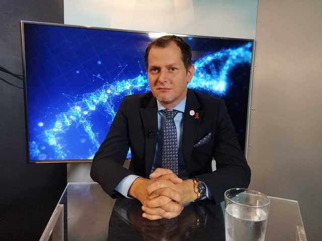 Bogdan Trandafir (UNOPA): Situaţia nu este foarte roz, inclusiv în spitalele de stat încă mai sunt probleme de discriminare când vine vorba de tratamente ginecologice sau stomatologice