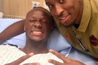 Cupa Mondială: Moïse Bombito, alături de Ismaël Koné după accidentarea gravă suferită de jucător la meciul cu Qatar