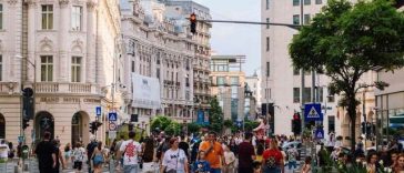 Străzi Deschise în Bucureşti – Calea Victoriei, exclusiv pentru pietoni până la ora 20.00