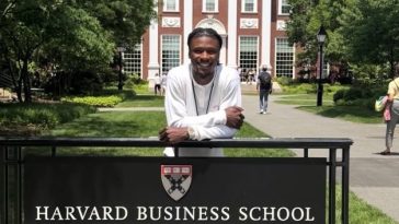 Neconvocat pentru Cupa Mondială, francezul Eduardo Camavinga a făcut un curs la Harvard Business School