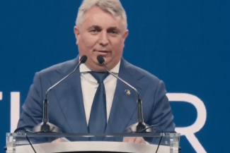 Lucian Bode: Noua viziune liberală începe cu ultimatumuri şi se încheie cu ameninţarea excluderii celor care îndrăznesc să aibă o altă opinie / NU am niciun motiv să demisionez / Ce spune despre situaţia financiară