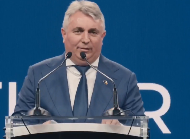 Lucian Bode: Noua viziune liberală începe cu ultimatumuri şi se încheie cu ameninţarea excluderii celor care îndrăznesc să aibă o altă opinie / NU am niciun motiv să demisionez / Ce spune despre situaţia financiară