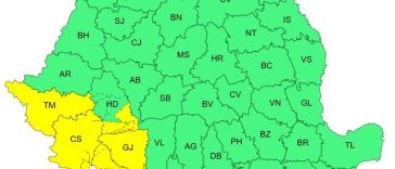 Instabilitate atmosferică accentuată, până joi seară, în mai multe regiuni ale ţării / Au fost emise două avertizări cod galben / Se anunţă cantităţi însemnate de precipitaţii